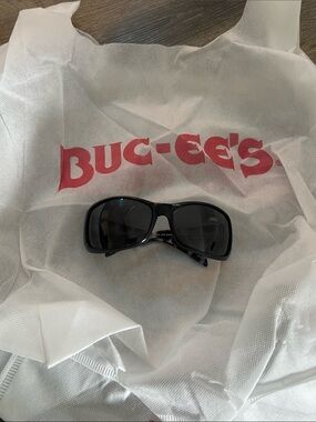 Buc-ee's Black Oversized Sunglasses
